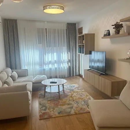 Luxurious 2 Bed Apt, Belgrade Center Exteriör bild