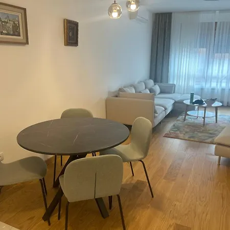 Luxurious 2 Bed Apt, Belgrade Center Exteriör bild