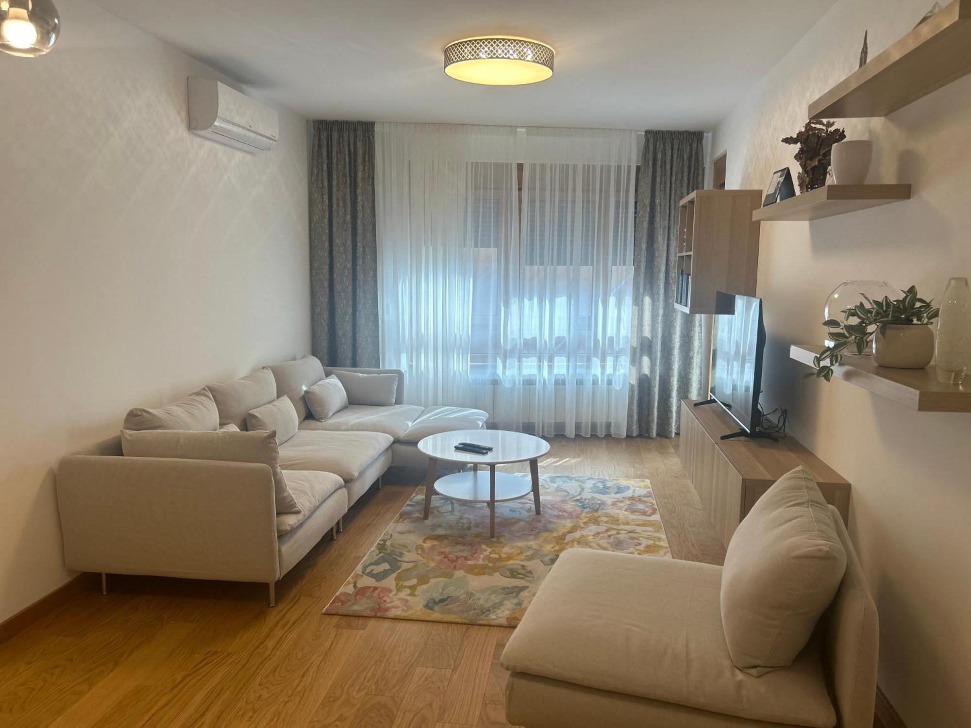 Luxurious 2 Bed Apt, Center Lägenhet